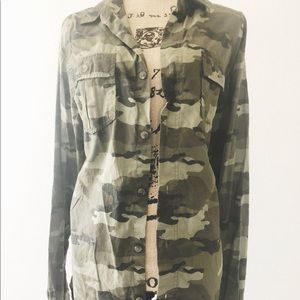 Army green button up size XXL